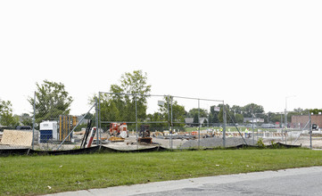 The Commons at Garden Lake in Toledo, OH - Building Photo - Building Photo