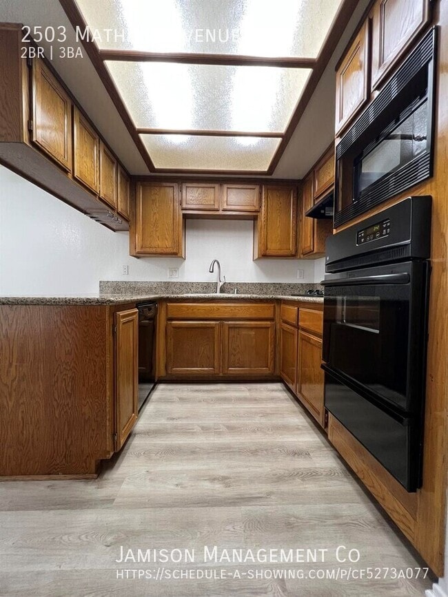 2503 Mathews Ave in Redondo Beach, CA - Building Photo - Building Photo