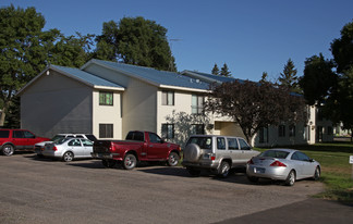 Meadowbrook Apartments