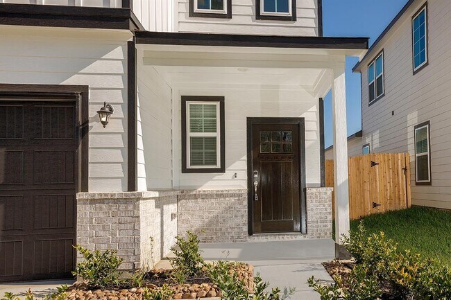 10714 Violet Bloom Dr in Tomball, TX - Building Photo - Building Photo
