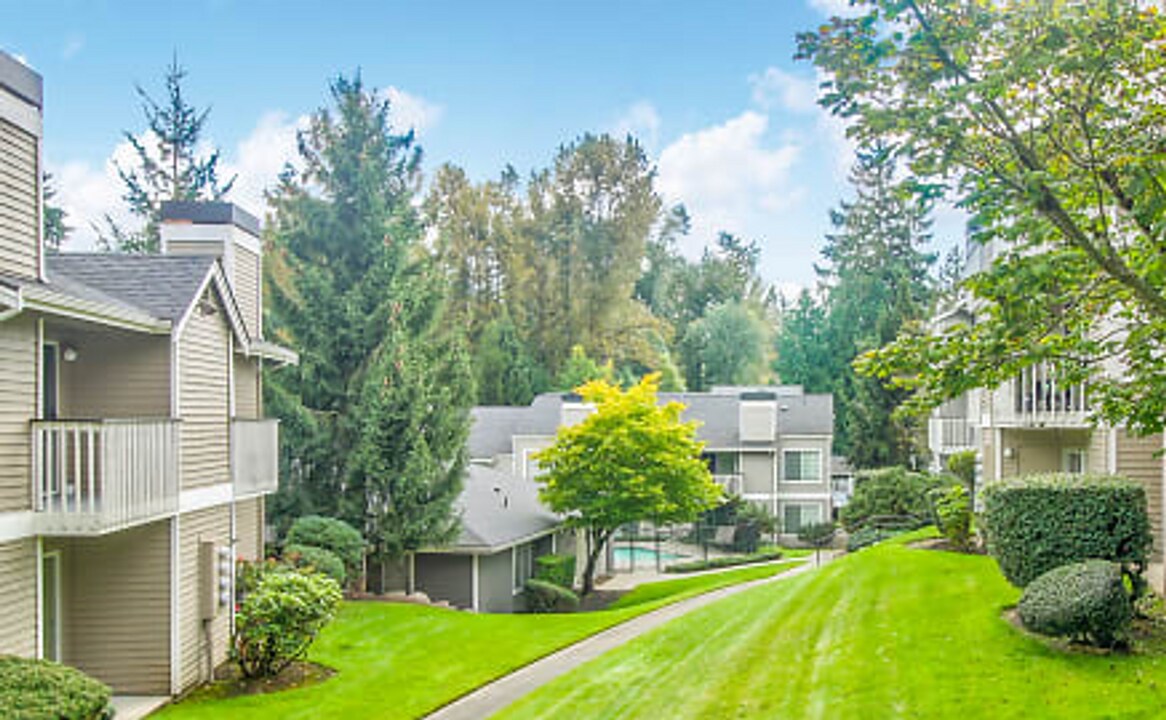 Pacific Heights in Federal Way, WA - Foto de edificio