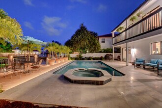 399 SW 15th St in Boca Raton, FL - Building Photo - Building Photo