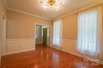 6932 Foxglove Dr in Charlotte, NC - Building Photo - Building Photo