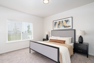 Residence at Corbin Crossing in Rathdrum, ID - Foto de edificio - Interior Photo