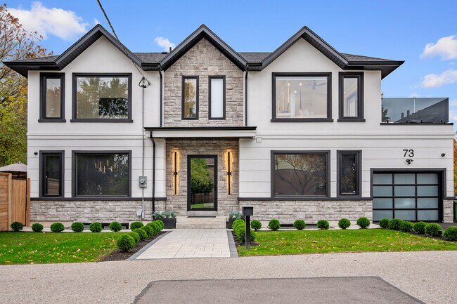 73 Guthrie Ave in Toronto, ON - Building Photo - Building Photo