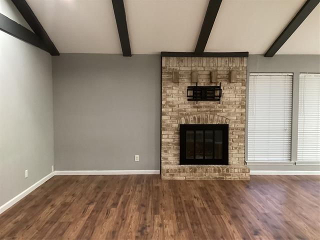 1213 Denton Dr in Euless, TX - Building Photo - Building Photo