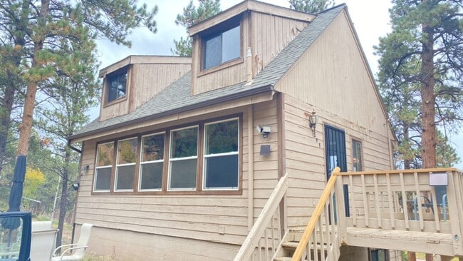 property at 198 Steven Dr