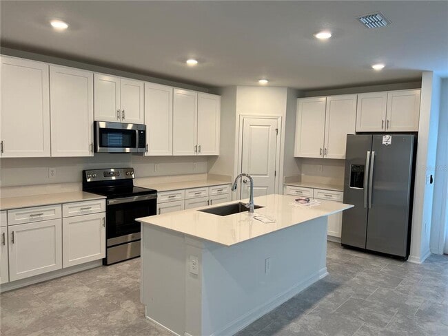 930 Cattleman St in Winter Haven, FL - Building Photo - Building Photo