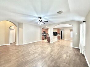 6303 Tolstin Lakes Ln in Katy, TX - Building Photo - Building Photo