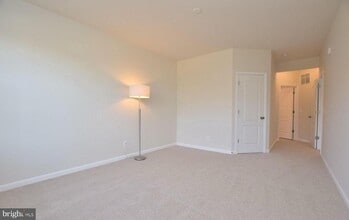 42287 San Juan Terrace in Aldie, VA - Building Photo - Building Photo