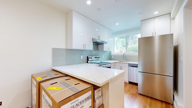 property at 338 5th Ave
