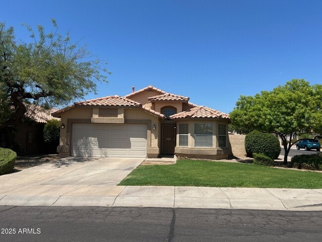 property at 3960 E Harvard Ave