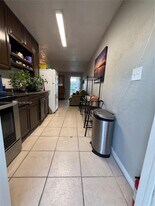 911 N 18th St in Fort Pierce, FL - Building Photo