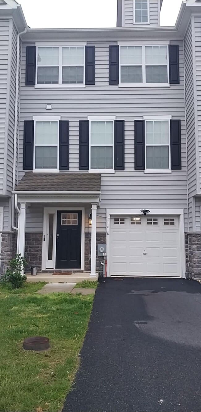 property at 1416 Carrick Ct