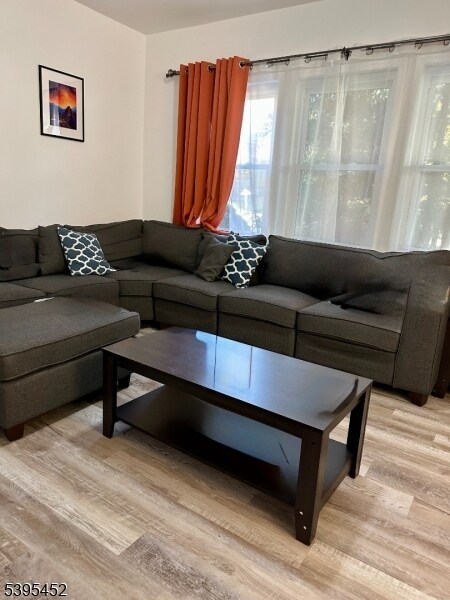 112 Pompton Ave in Verona, NJ - Building Photo - Building Photo