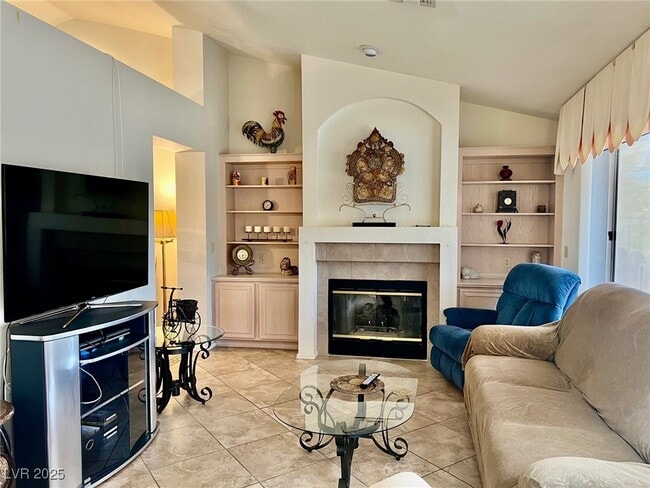 2404 Floyd Ct