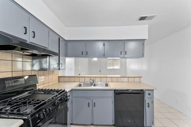11103 Renel Dr in Austin, TX - Building Photo - Building Photo