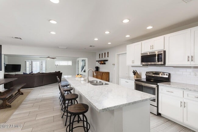 property at 6918 E Avalon Dr