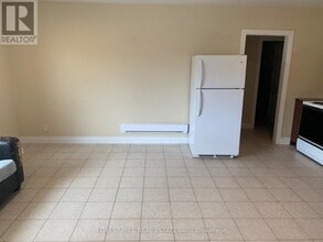 3430 Lake Shore Blvd W in Toronto, ON - Building Photo - Building Photo