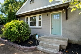 2129 Crystal Dr in Nashville, TN - Building Photo - Building Photo