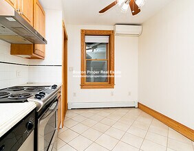 46 Garden St, Unit 1 in Boston, MA - Foto de edificio - Building Photo