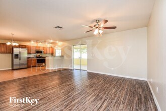 1431 SE 35th St, Unit Main-352 in Cape Coral, FL - Building Photo - Building Photo