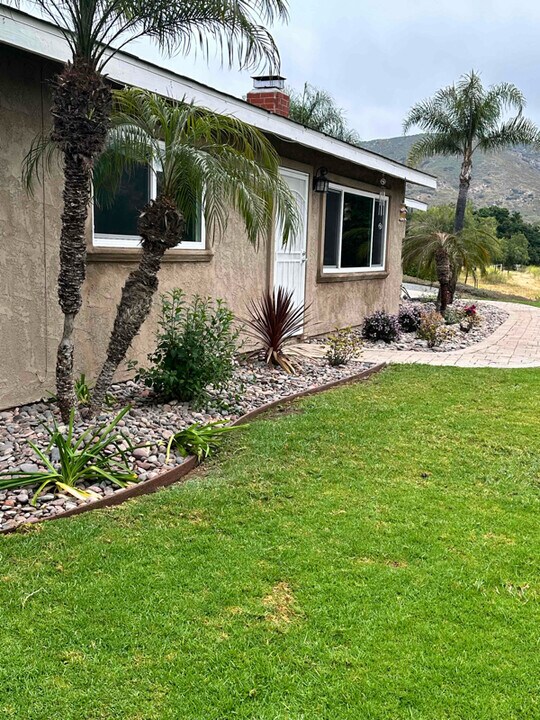 5790 Dehesa Rd in El Cajon, CA - Building Photo
