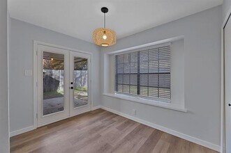 1916 Parkside Dr in Denton, TX - Building Photo - Building Photo