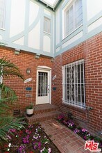 1207 S Orlando Ave in Los Angeles, CA - Building Photo - Building Photo