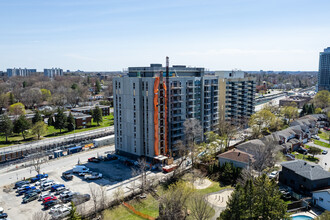 QWest Condominiums in Ottawa, ON - Building Photo - Building Photo