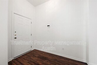 18513 Silent Water Way in Pflugerville, TX - Building Photo - Building Photo