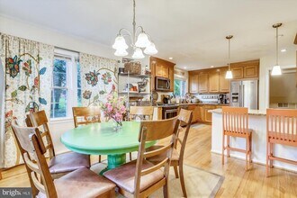 1048 Dalebrook Dr in Alexandria, VA - Building Photo - Building Photo