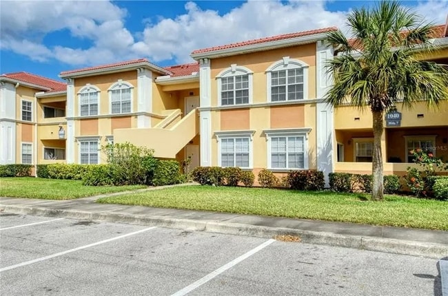 property at 1040 Villagio Cir