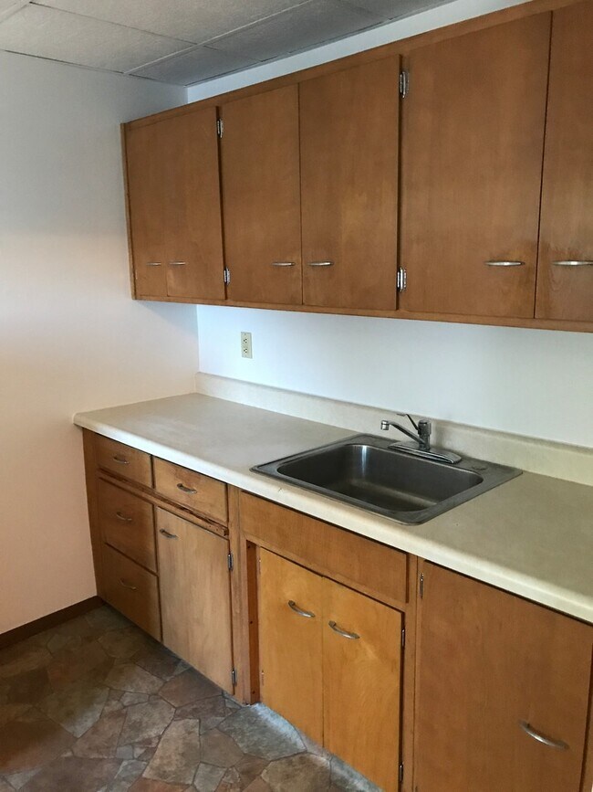615 N Minnesota Ave-Unit -02 in Sioux Falls, SD - Building Photo - Building Photo
