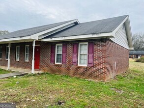 12 Fredda Ln in Cartersville, GA - Building Photo - Building Photo