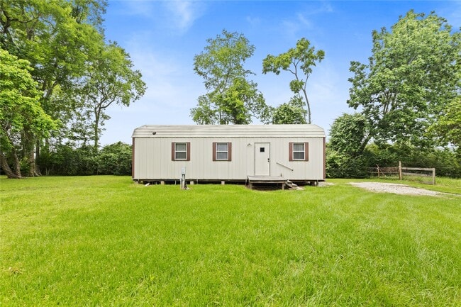 property at 12039 Anderson Rd