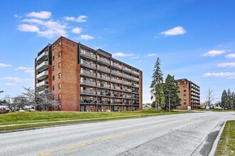 Finchgate Apartments in Sarnia, ON - Building Photo - Building Photo