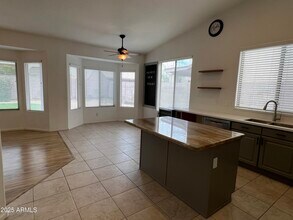 4484 E Redfield Ct in Gilbert, AZ - Building Photo - Building Photo