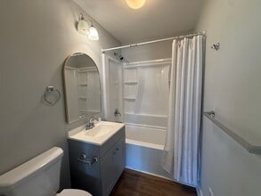 704 South St in Moulton, AL - Building Photo - Building Photo