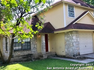 7101 Webbwood Way in San Antonio, TX - Building Photo