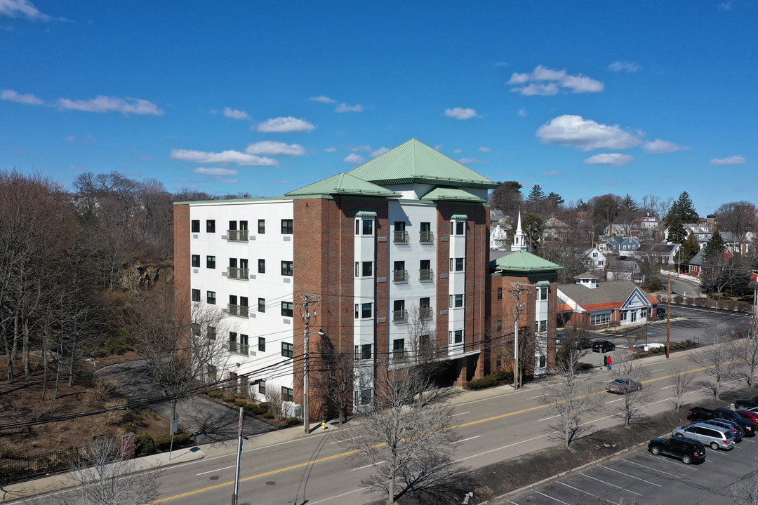 99 Granite Street in Quincy, MA - Foto de edificio