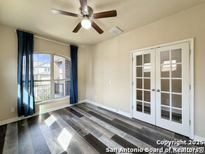 10526 Gazelle in San Antonio, TX - Building Photo - Building Photo