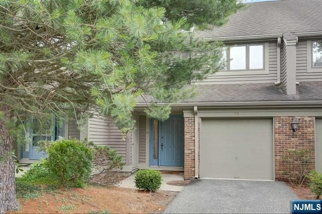 property at 119 Macleish Ct
