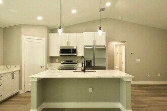 345 Malauka Loop in Ocklawaha, FL - Building Photo - Building Photo