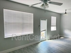 1626 J Lawson Blvd in Orlando, FL - Building Photo - Building Photo