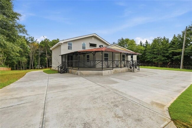 property at 7134 Williams Rd
