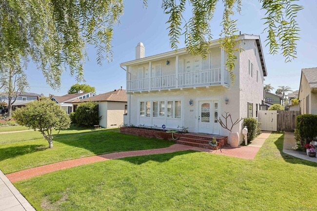 237 E Ave in Coronado, CA - Building Photo - Building Photo