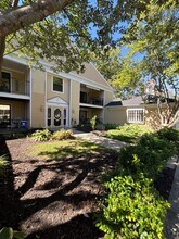 816 Washburn Ave in Louisville, KY - Foto de edificio - Building Photo