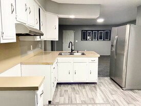 G3447 Barth St in Flint Township, MI - Building Photo