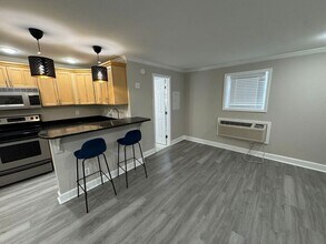 45 Sheridan Dr NE in Atlanta, GA - Foto de edificio - Building Photo